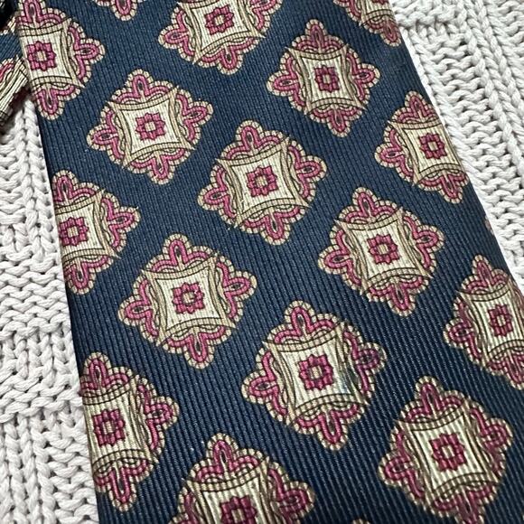 Vintage Coach black geometric Italian silk tie - Picture 2 of 6